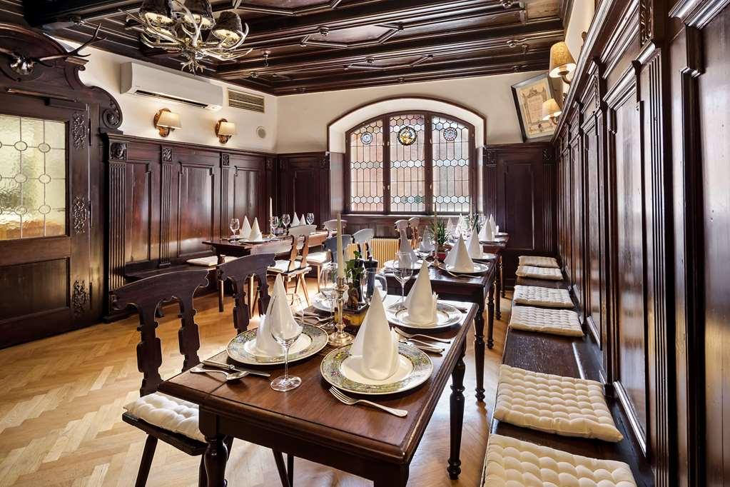 Radisson Blu Hotel Altstadt, זלצבורג מסעדה תמונה