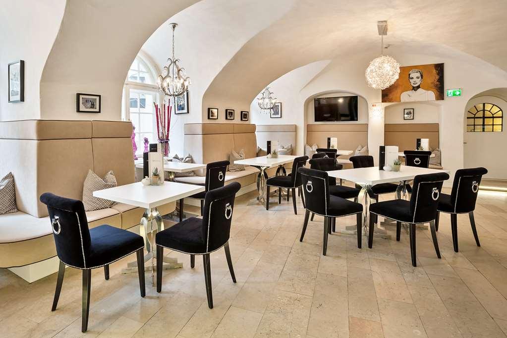 Radisson Blu Hotel Altstadt, זלצבורג מסעדה תמונה